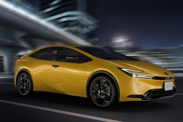 特別仕様車 G プラグインハイブリッド車 “Night Shade”(ベース車両はG プラグインハイブリッド車)